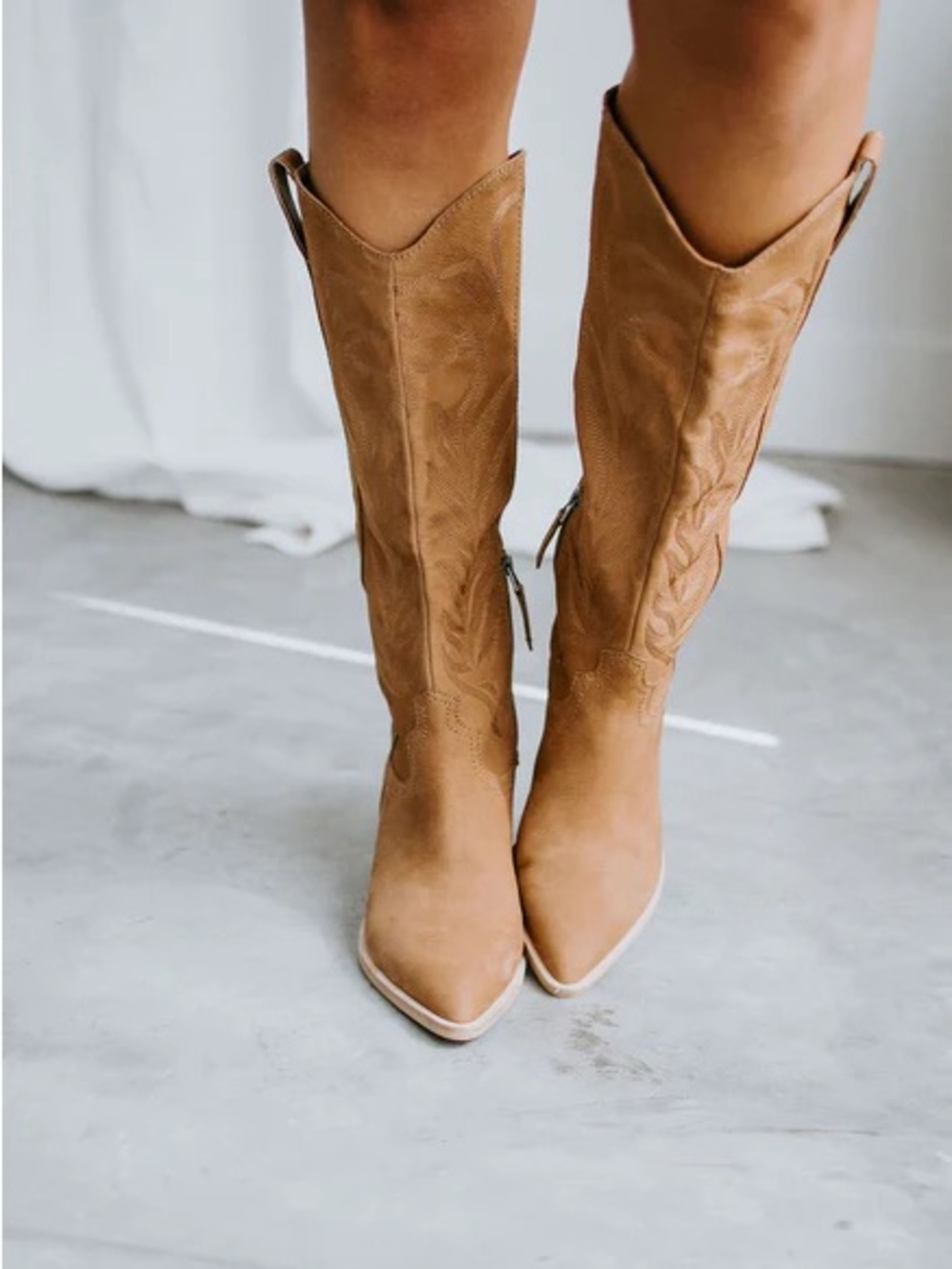 Dolce Vita Solei Classic Tan Women's Western Knee-High Boots - Picture 7 of 8